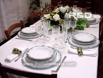 white christmas table , simple but nice and elegant