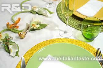 A new way to decorate the spring table. A new table setting with felt crafting 