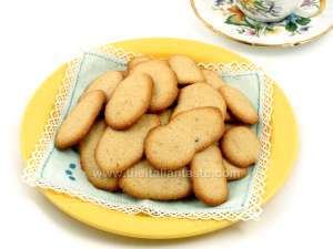 Italian breakfast cookies; serve them with tea too