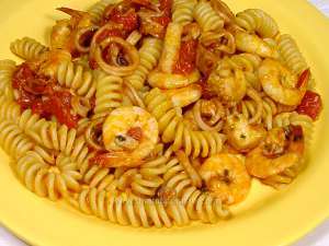 italian pasta with seafood