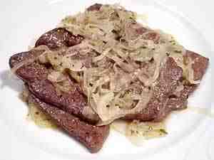 Calves liver with onions, Italian recipes
