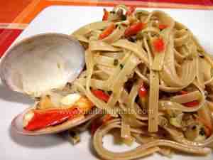 linguine tossed with smooth clam sauce