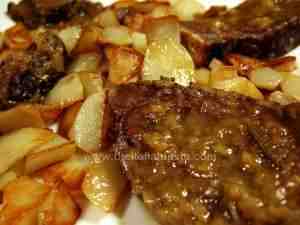 braised beef cheeks with Jerusalem artichokes as side dish