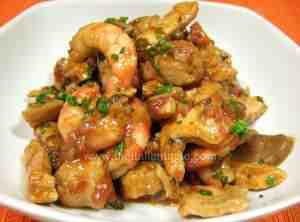 Stewed chicken, sausage,shrimps and mushrooms