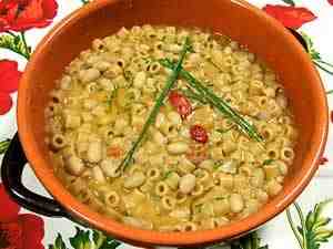 Pasta and beans in an earthen pot