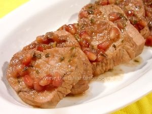 Fesa di tacchino in padella profumata con melagrana