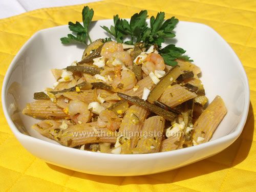Shrimps and eggs penne