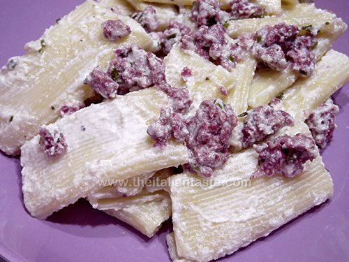 Sausage and ricotta rigatoni
