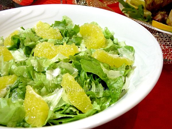 Lettuce and orange salad