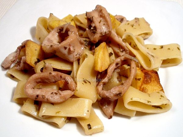 Calamarata ai calamari