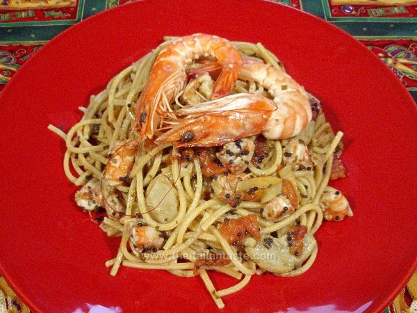 Shrimp-and-artichoke spaghetti