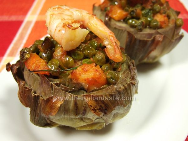 Artichokes stuffed with shrimps and peas
