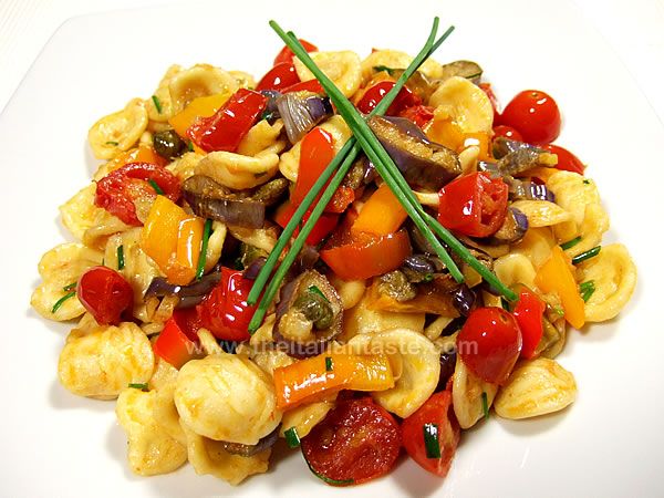 Orecchiette melanzane e peperoni