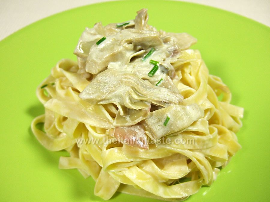 Tagliatelle with artichokes and ricotta