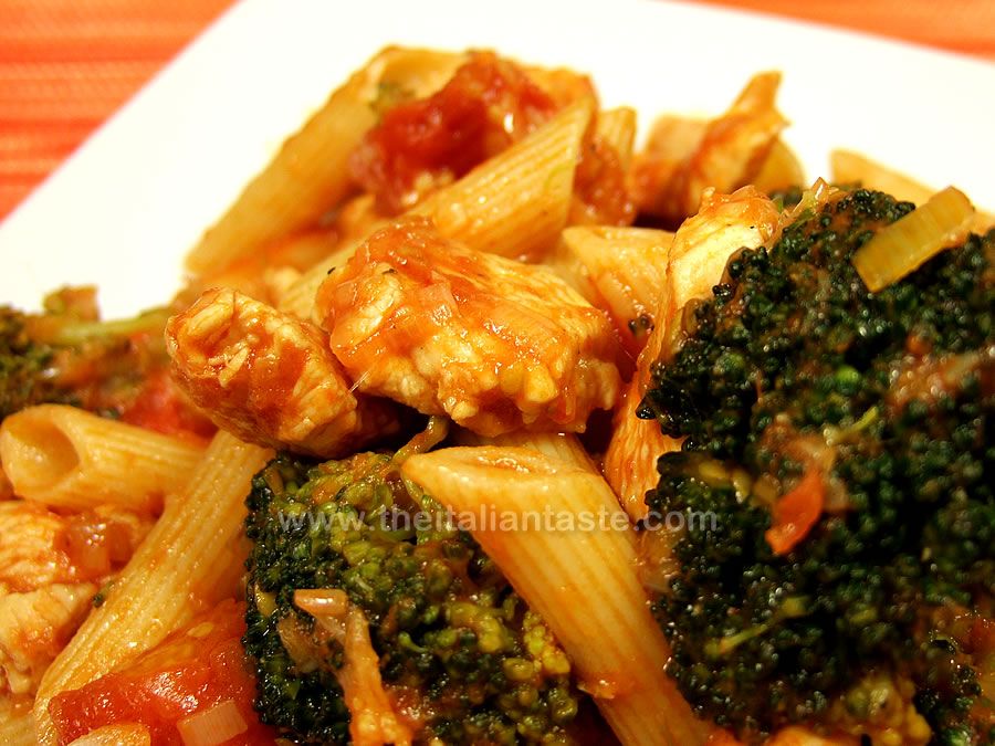 Penne with broccoli and chicken